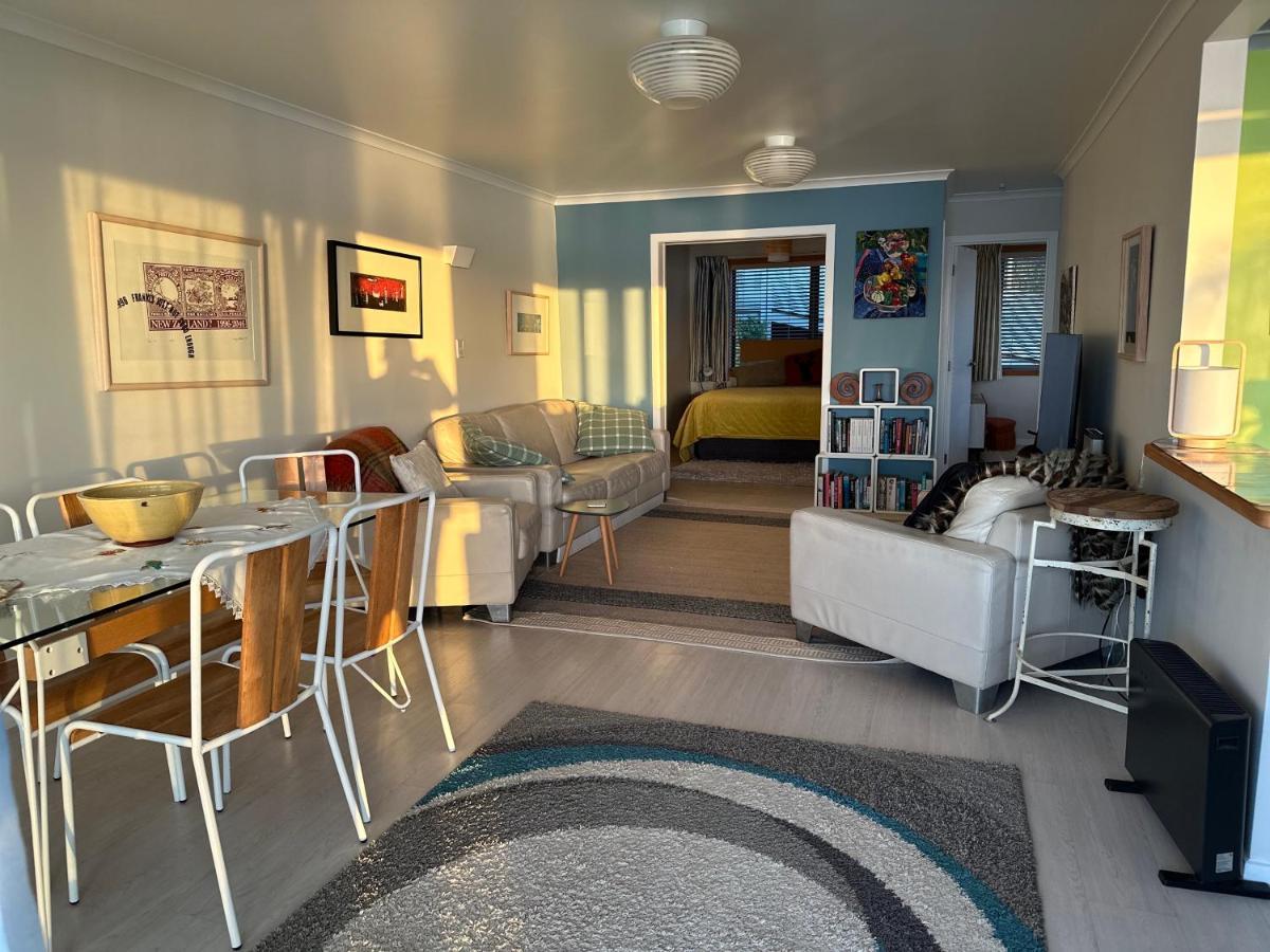 The Seahouse Apartment Керикери Екстериор снимка
