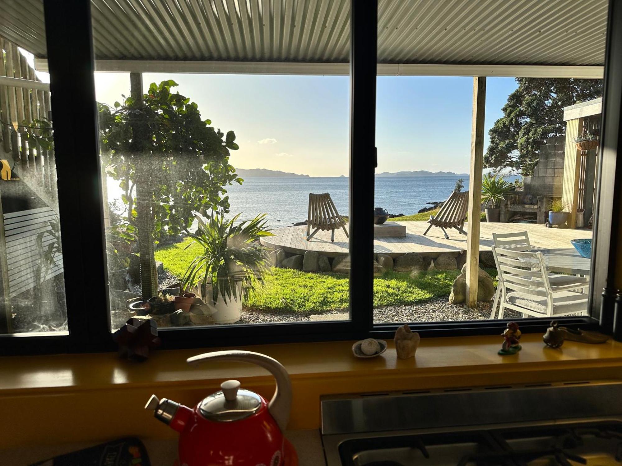 The Seahouse Apartment Керикери Екстериор снимка